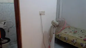 Sharaz Guest Inn - Image 4