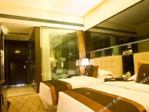 Romantic Hotel - Image 5