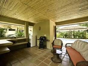 La Carolina Condo 5 - Image 2