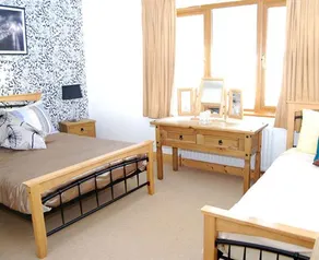 Achill Lodge Guest House - Image 2