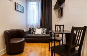 Montmartre Apartments - Léo Ferré - Image 4