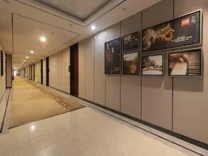 Bohuang Hotel - Image 2