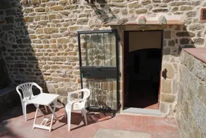 Castello di Quarate - Image 2