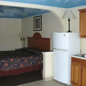 Garden Inn and Suites Dallas - Image 4