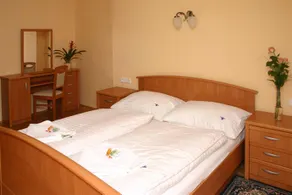 Lazne Hotel Vraz - Image 4