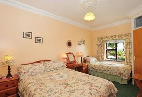 Harbour Sunset Farmhouse - Image 5
