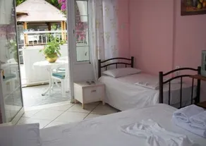 Paschalia Apartments - Image 4