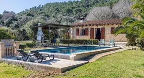 Villa Eu Clos lovely 2 bedroom villa with private pool AC Wifi and private garden located in beau - Image 5