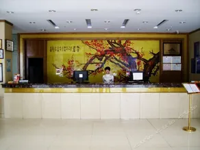 Hongmei Business Hotel - Image 2