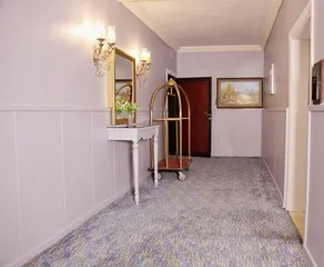 Elegant Hotel Apartments - Image 3