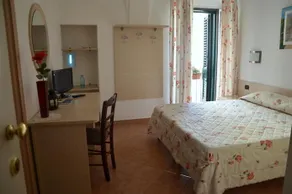 Le Quattro Fontane Bed & Breakfast - Image 5