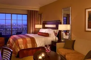 Hilton Grand Vacations Club At Marbrisa - Image 5