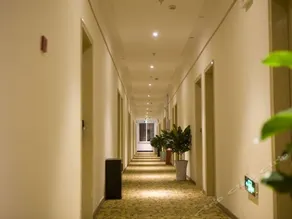 YIRUNJU EXPRESS HOTEL - Image 3