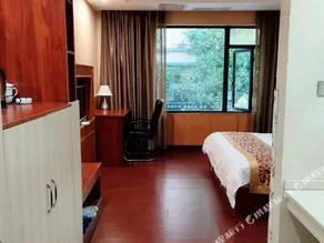 Hairun Business Hotel - Image 2
