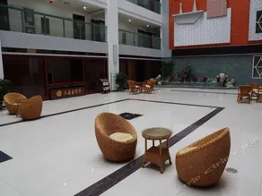 Jiayi Fashion Business Hotel - Image 4