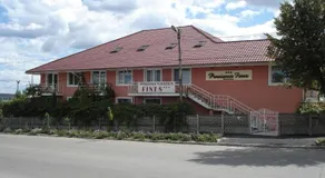 Pensiunea Fines - Image 2
