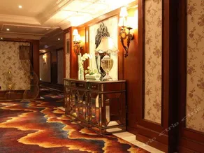 Longquan Hotel - Image 3