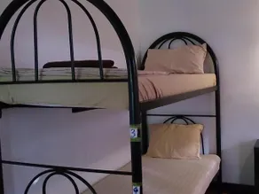Queen Suriya's Hostel - Image 2