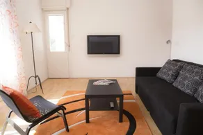 Ebony Pianino Apartment - Image 4