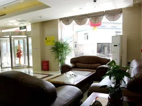 Meiquan Business Hotel - Image 2