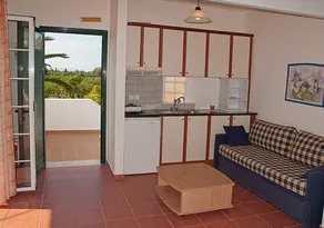 Inglessata Rose Studios - Image 3