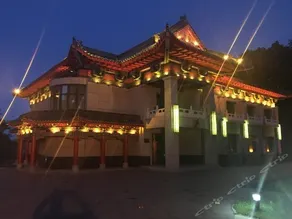 Jingpohu Hotel - Image 2