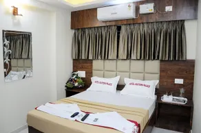Hotel Eastern Palace - Image 3
