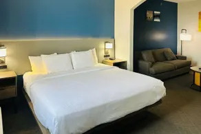 Best Western Plus Wylie Inn - Image 4