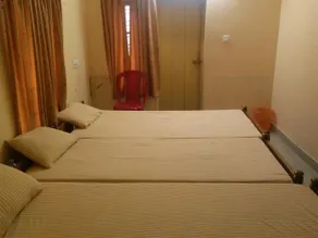 Kailas Inn - Image 5