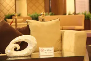 Towlan Suites 1 - Image 3