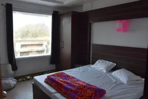 Hotel Royal Inn - Image 3
