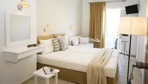 Paradissos Hotel - Image 4