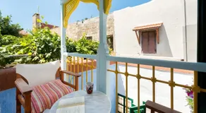 Giorgos' Old Story 2Bed Stone House With Private Hamam In The Old Town - Image 2
