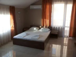 Guesthouse Phoenix - Image 5