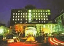 Cong Doan Ha Noi Hotel - Image 1