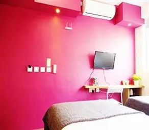 A3 Hotel - Image 5