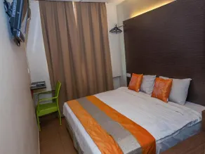 OYO 209 Yomi Hotel - Image 5