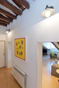 Aparment Plaza Santa Ana - Image 3