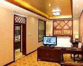 Golden Pebble Tang Dynasty International Hot Spring Resort - Image 2