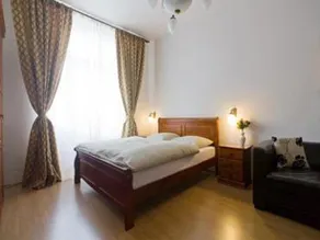 Apartment Klamovka Park - Image 2