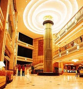 Regal Hotel - Image 4