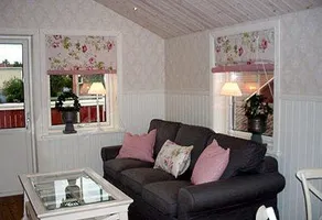 Augustas Bed & Breakfast - Image 3
