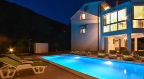 Charming Holiday Home - Image 4