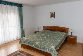 Muskátli Apartmanház - Image 4