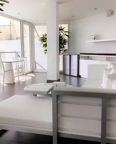 B Boutique Hotel - Image 5