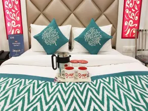 OYO Rooms Arakashan Road 7875 - Image 4