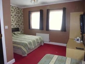 Arden Court - Image 3