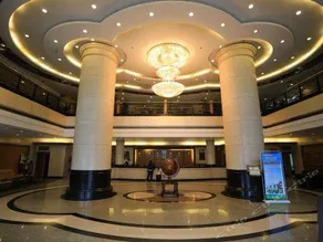 Golden Swallow Hotel - Image 5