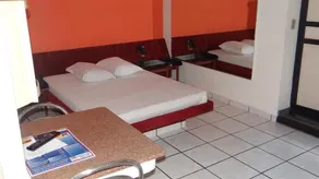 Motel Empire - Image 2