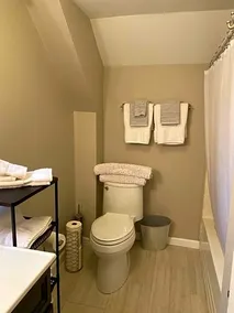 The Manor - Image 2